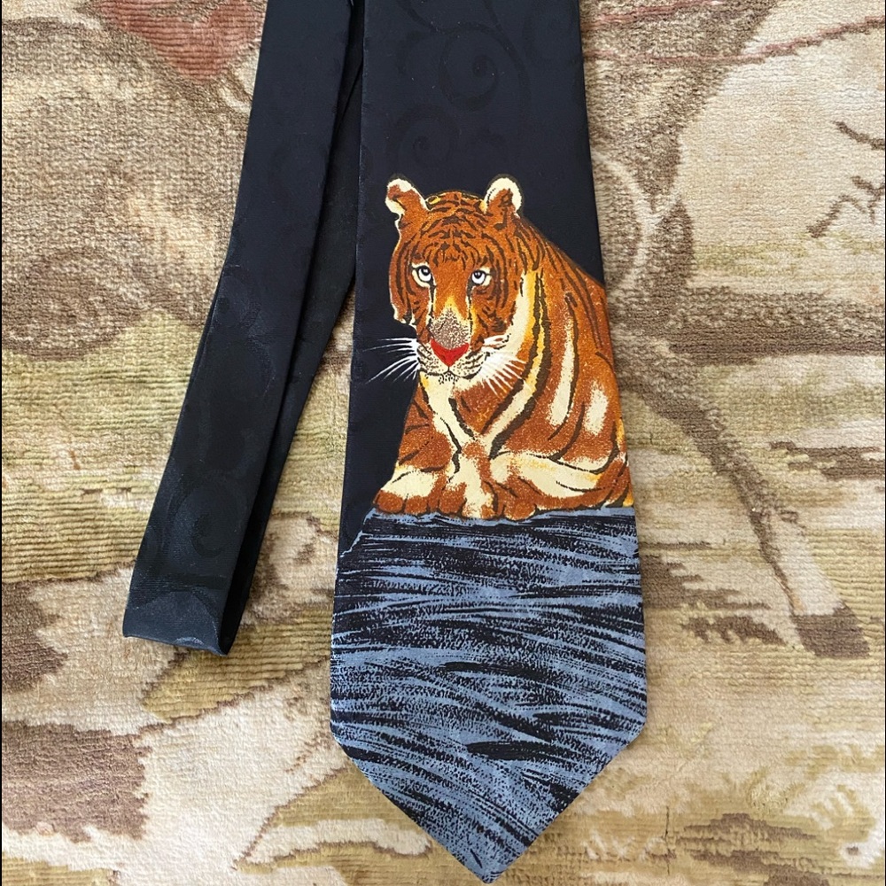 Vintage Everyday TIGER Tie